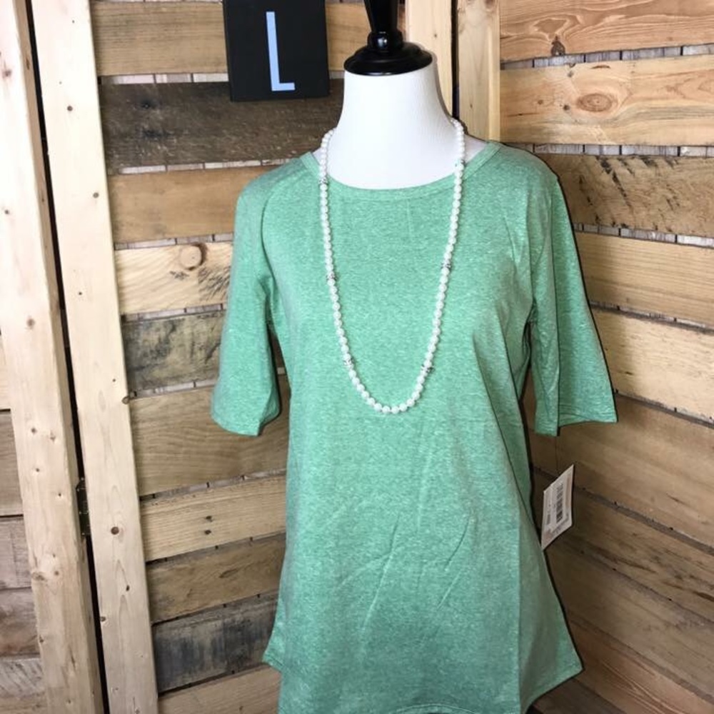 Gigi tip Lularoe NWT